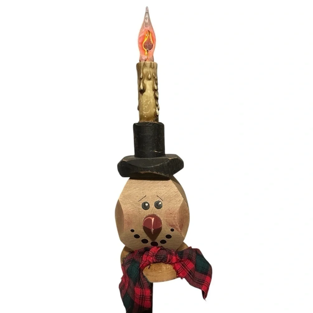 N/A wooden snowman